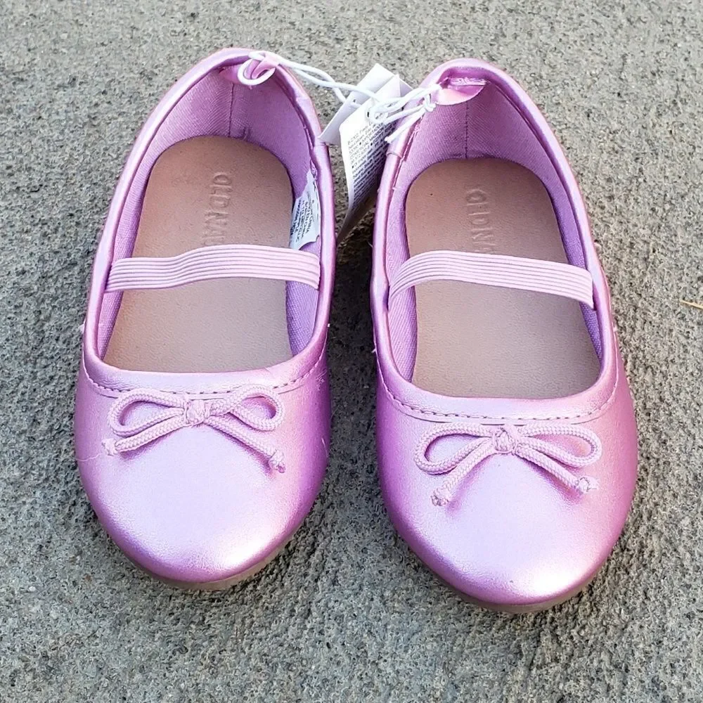 OLD NAVY Girls Flats Shoes Size 6 or 7 NEW